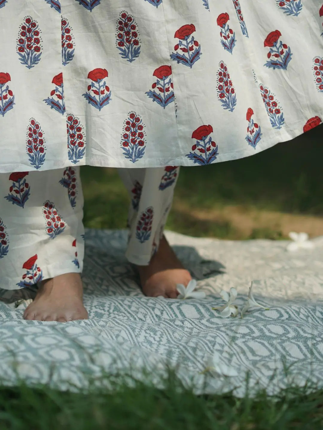 Blockprinted White Anarkali Suit | White SOW